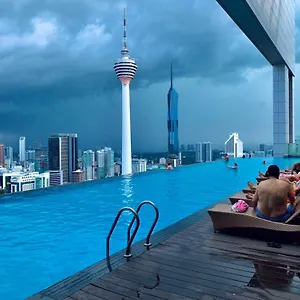 The Platinum Klcc By Sky Pool Apartament